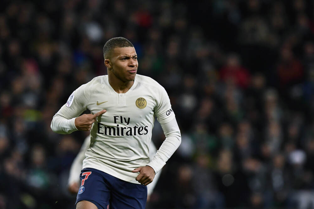 别只盯美联储了！真正的风暴眼，正在欧元区悄然酝酿